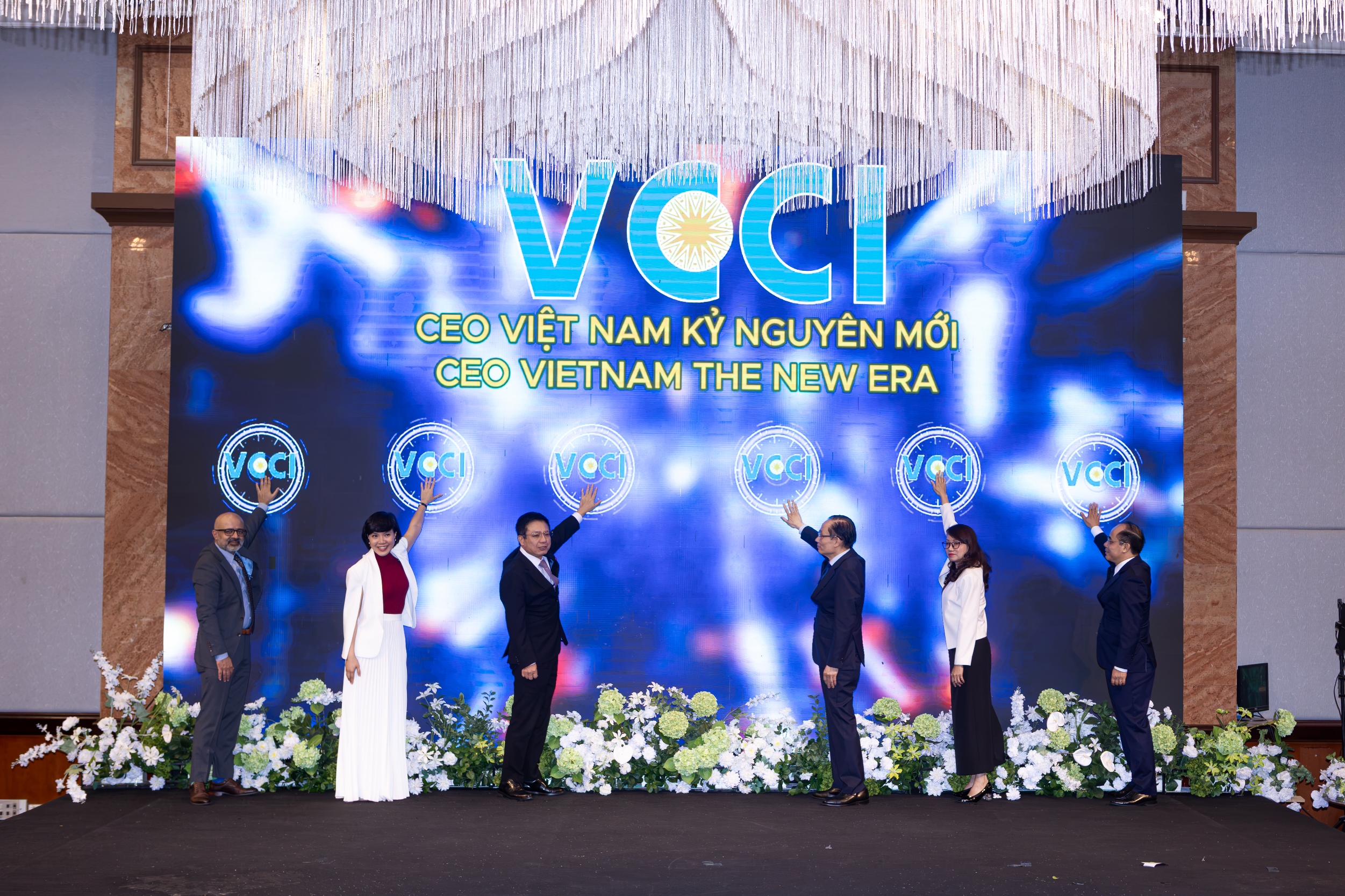 Lễ khởi động Chương trình phát triển lãnh đạo Doanh nghiệp Việt Nam “CEO Việt Nam Kỷ nguyên mới” 25/7/2026