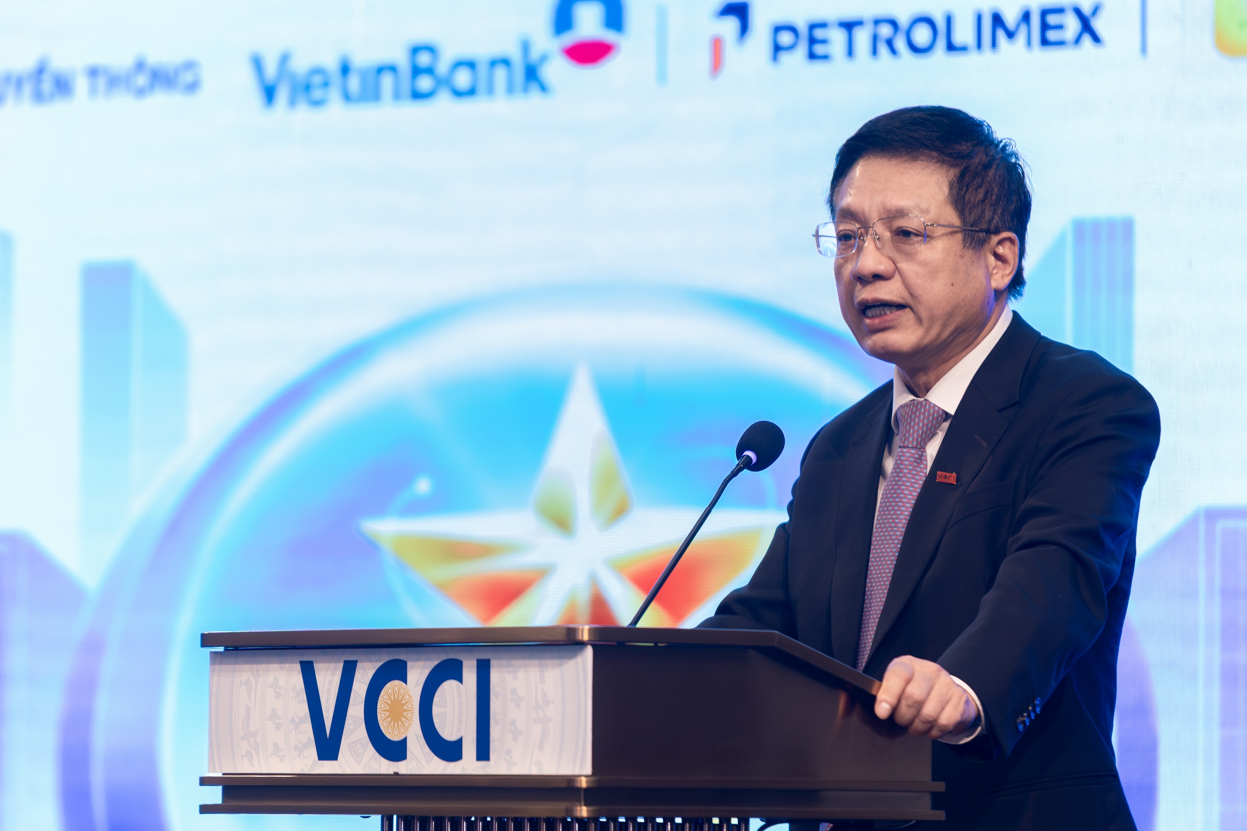 Lễ khởi động Chương trình phát triển lãnh đạo Doanh nghiệp Việt Nam “CEO Việt Nam Kỷ nguyên mới” 25/7/2026