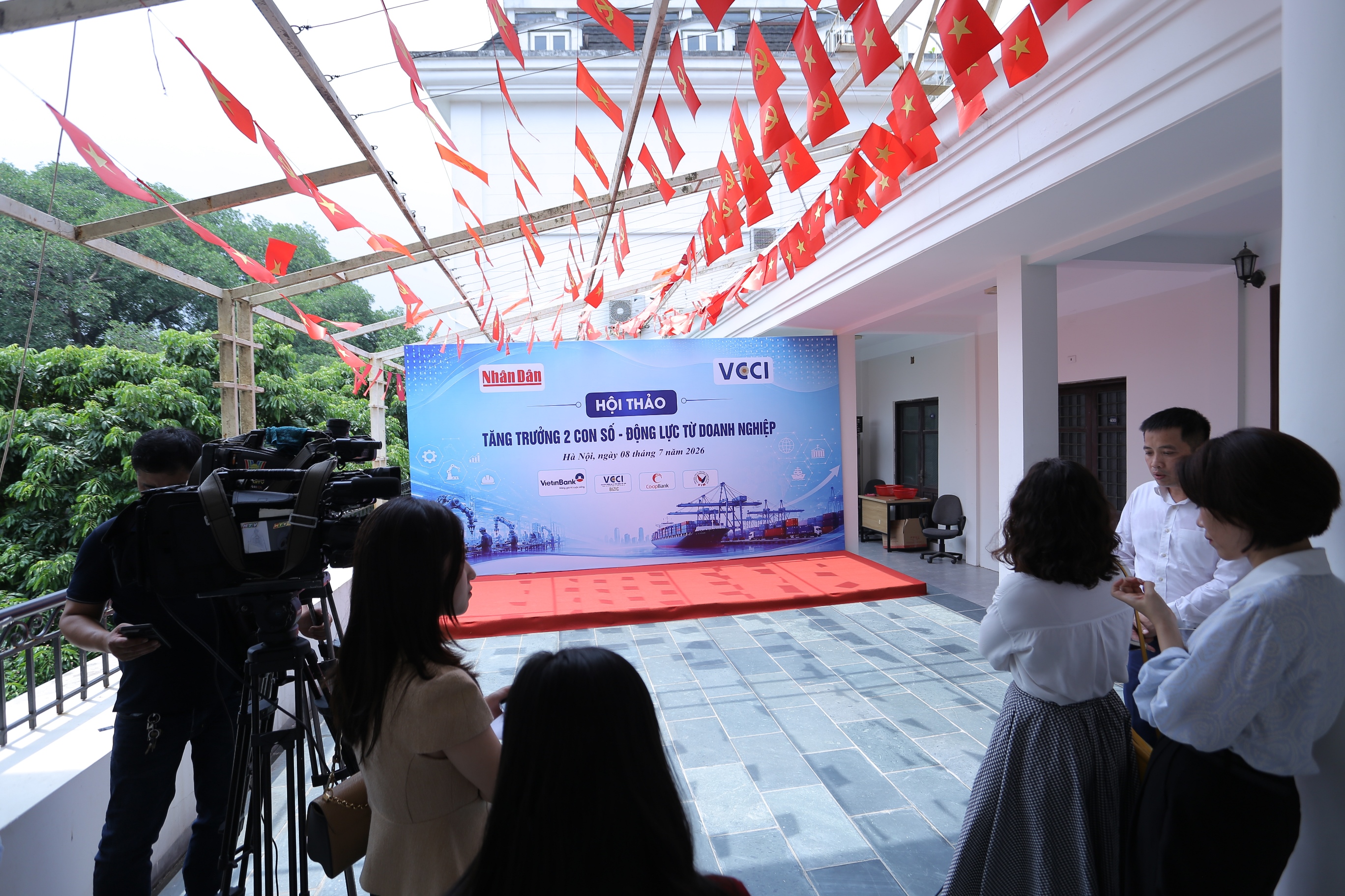 Hội thảo Tăng trưởng 2 con số - Động lực từ Doanh nghiệp 8/7/2026