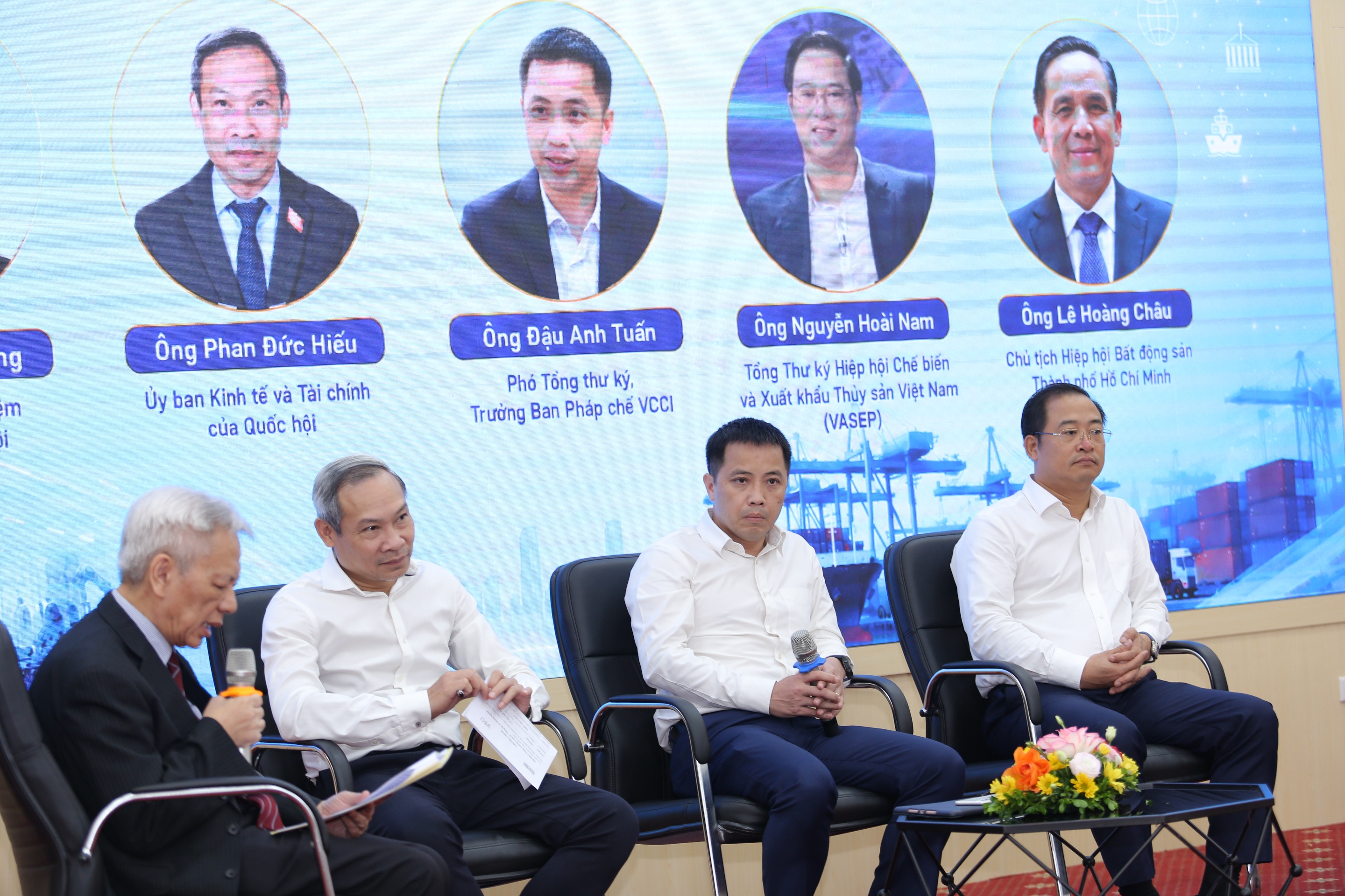 Hội thảo Tăng trưởng 2 con số - Động lực từ Doanh nghiệp 8/7/2026