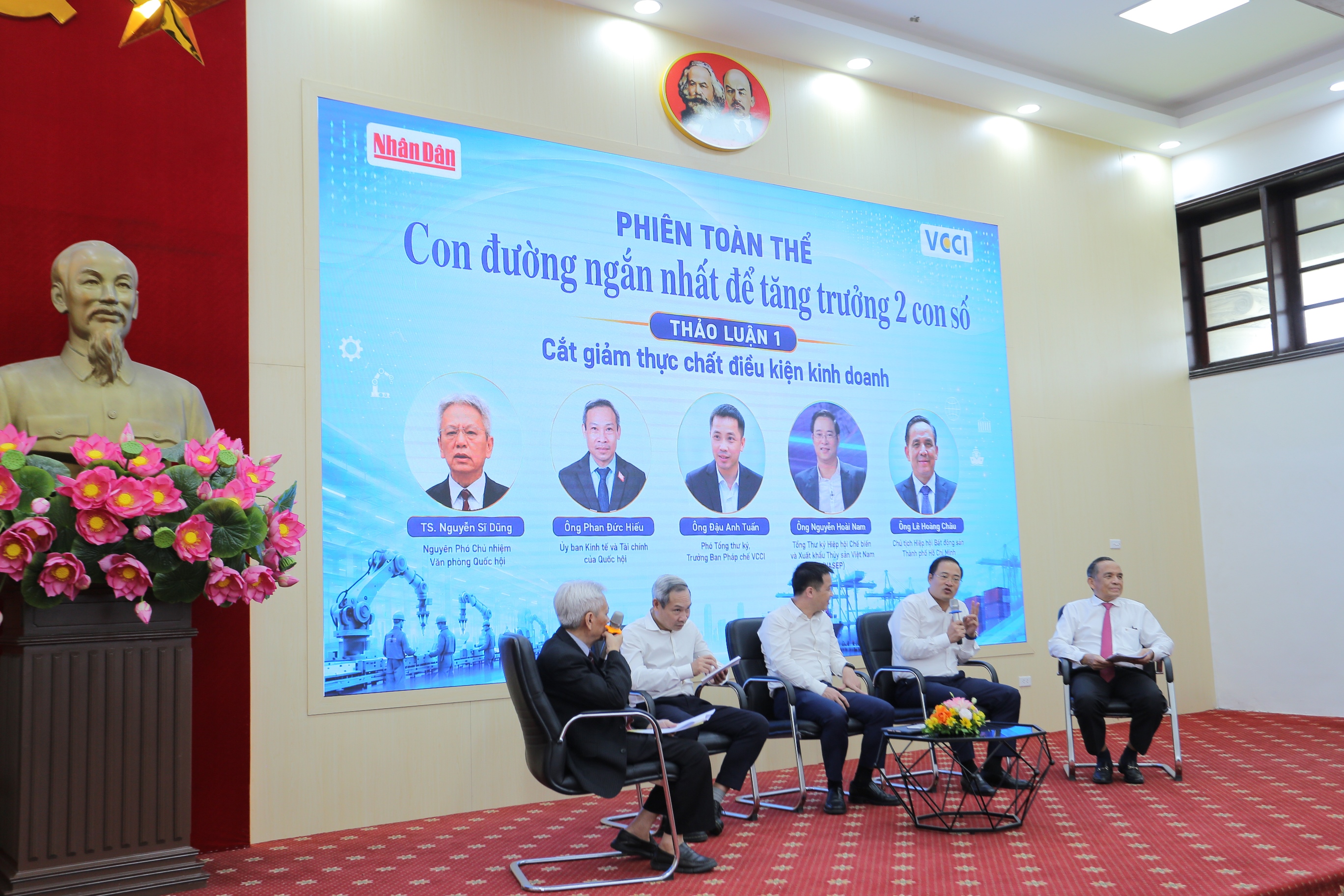 Hội thảo Tăng trưởng 2 con số - Động lực từ Doanh nghiệp 8/7/2026