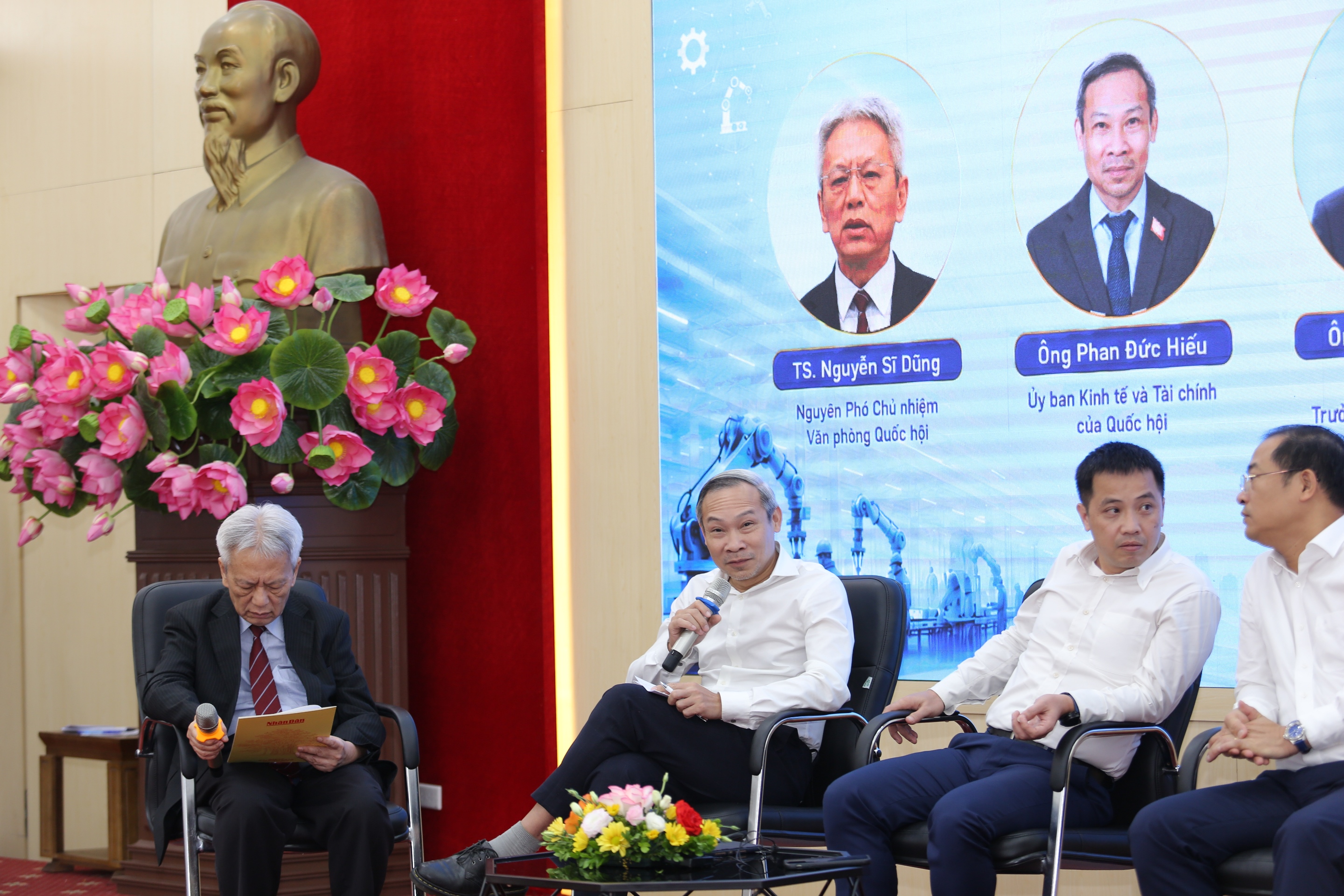 Hội thảo Tăng trưởng 2 con số - Động lực từ Doanh nghiệp 8/7/2026