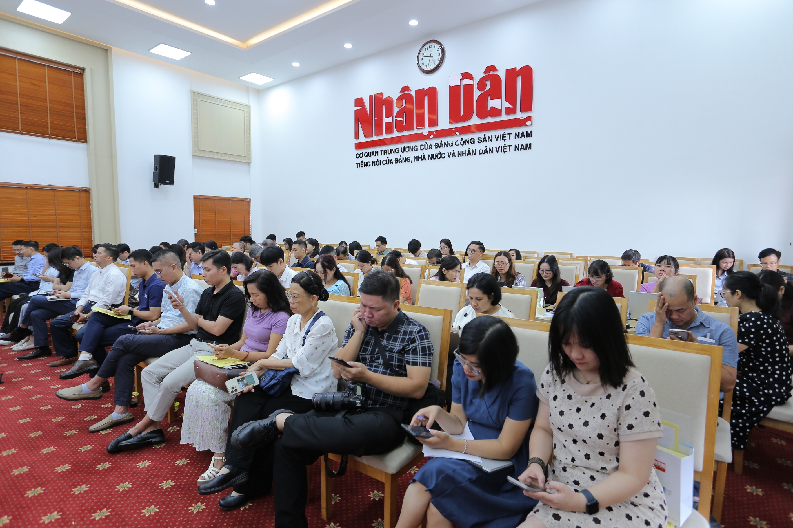 Hội thảo Tăng trưởng 2 con số - Động lực từ Doanh nghiệp 8/7/2026
