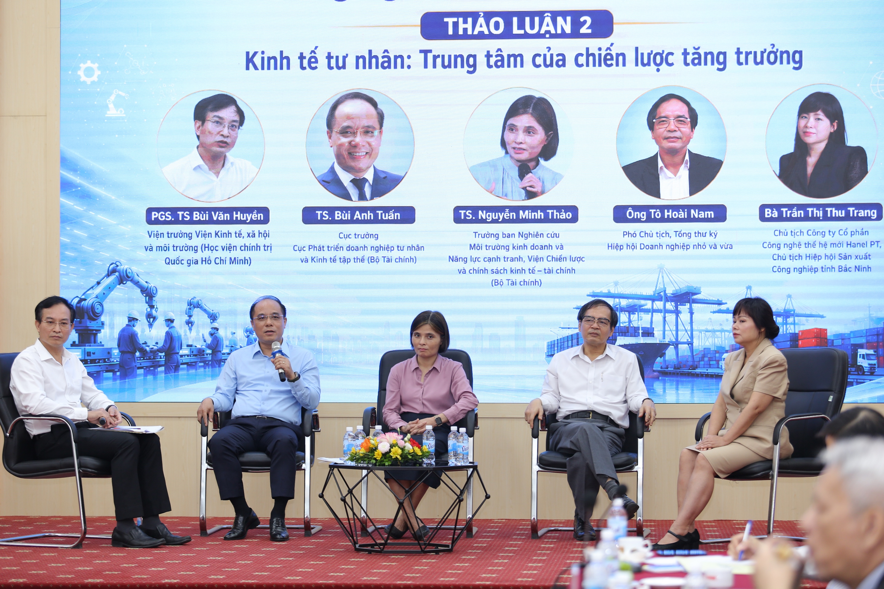 Hội thảo Tăng trưởng 2 con số - Động lực từ Doanh nghiệp 8/7/2026