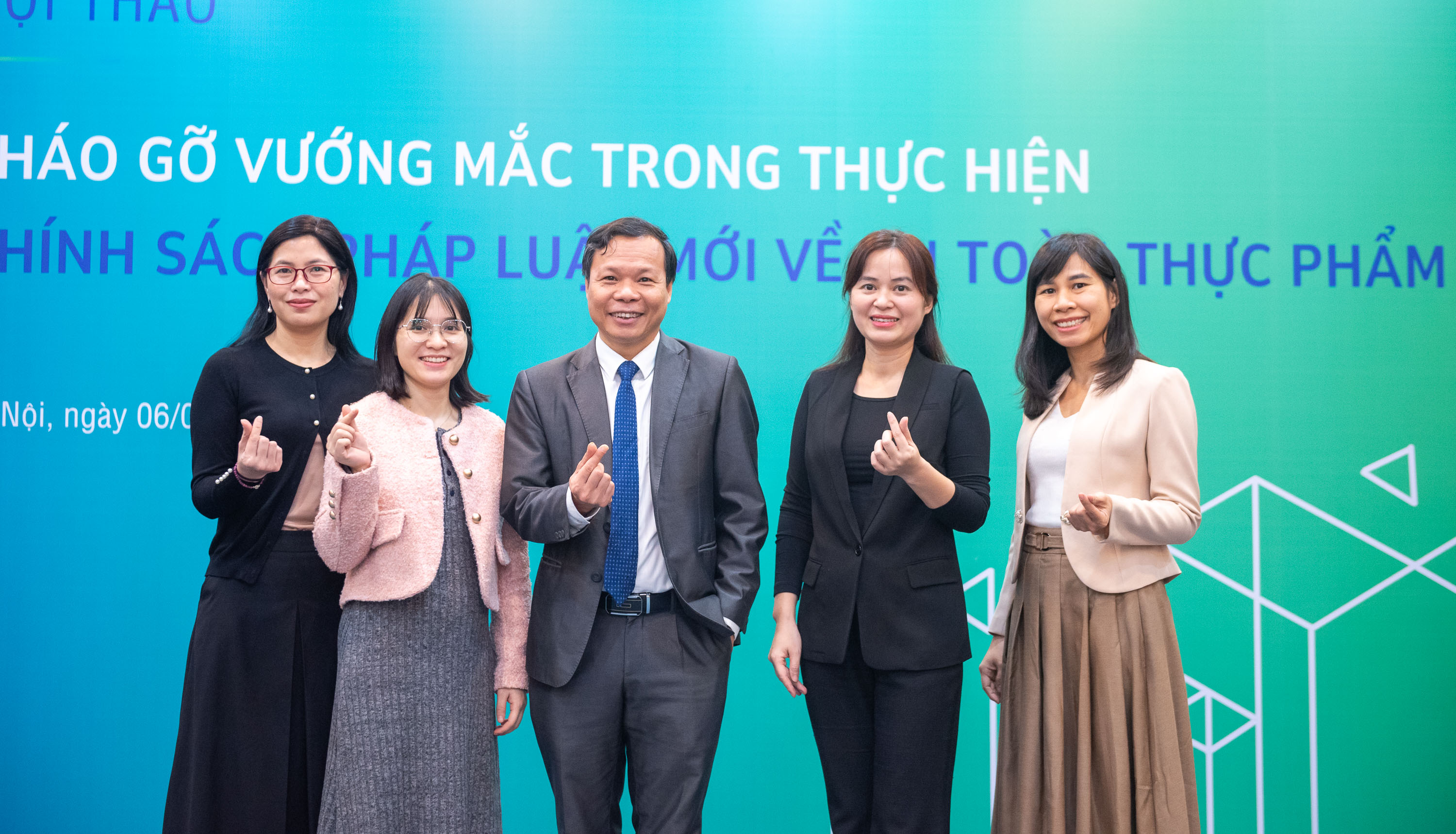 Hội thảo tháo gỡ vướng mắc trong thực hiện chính sách pháp luật mới về an toàn thực phẩm 06/2/2026