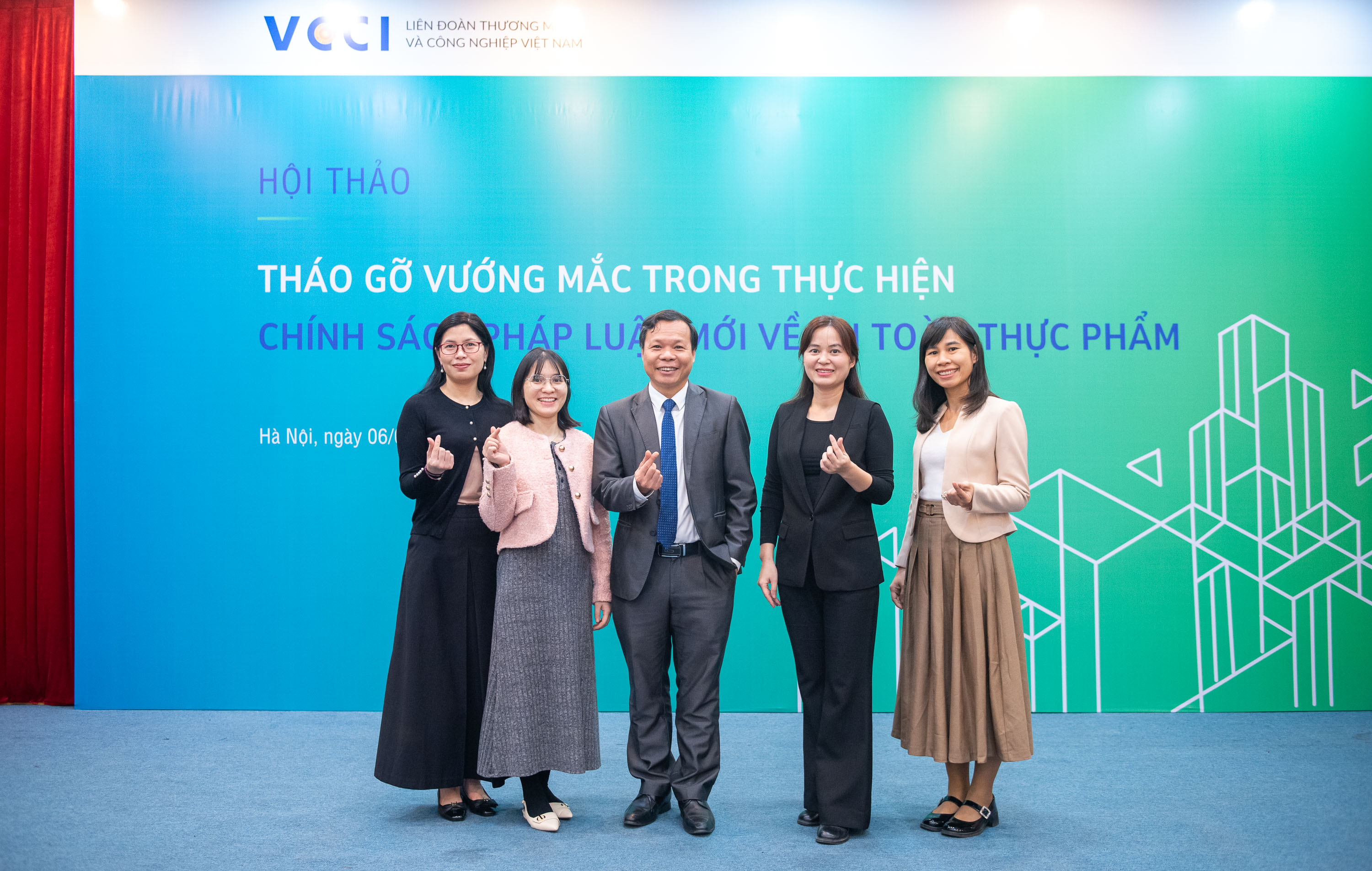 Hội thảo tháo gỡ vướng mắc trong thực hiện chính sách pháp luật mới về an toàn thực phẩm 06/2/2026