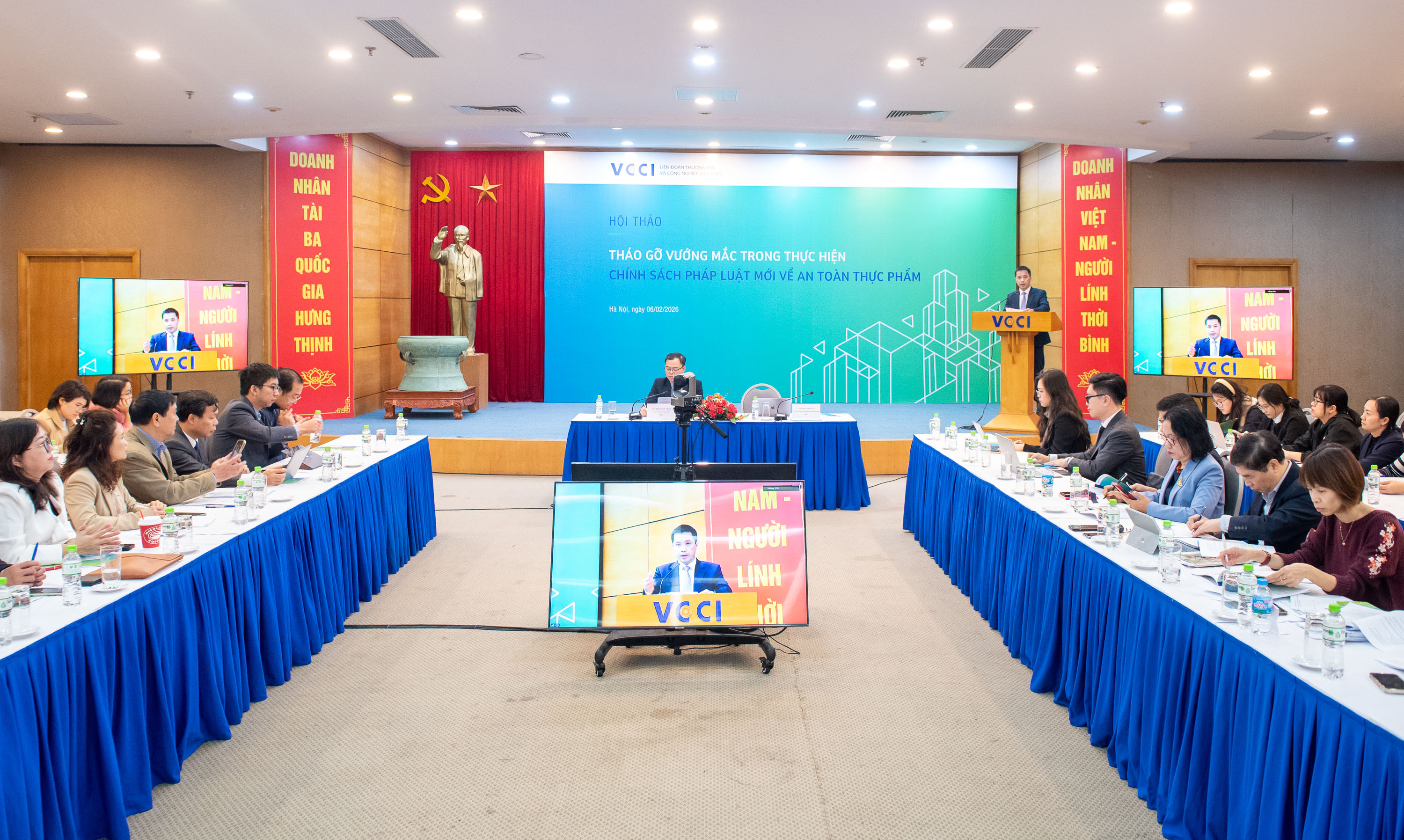 Hội thảo tháo gỡ vướng mắc trong thực hiện chính sách pháp luật mới về an toàn thực phẩm 06/2/2026