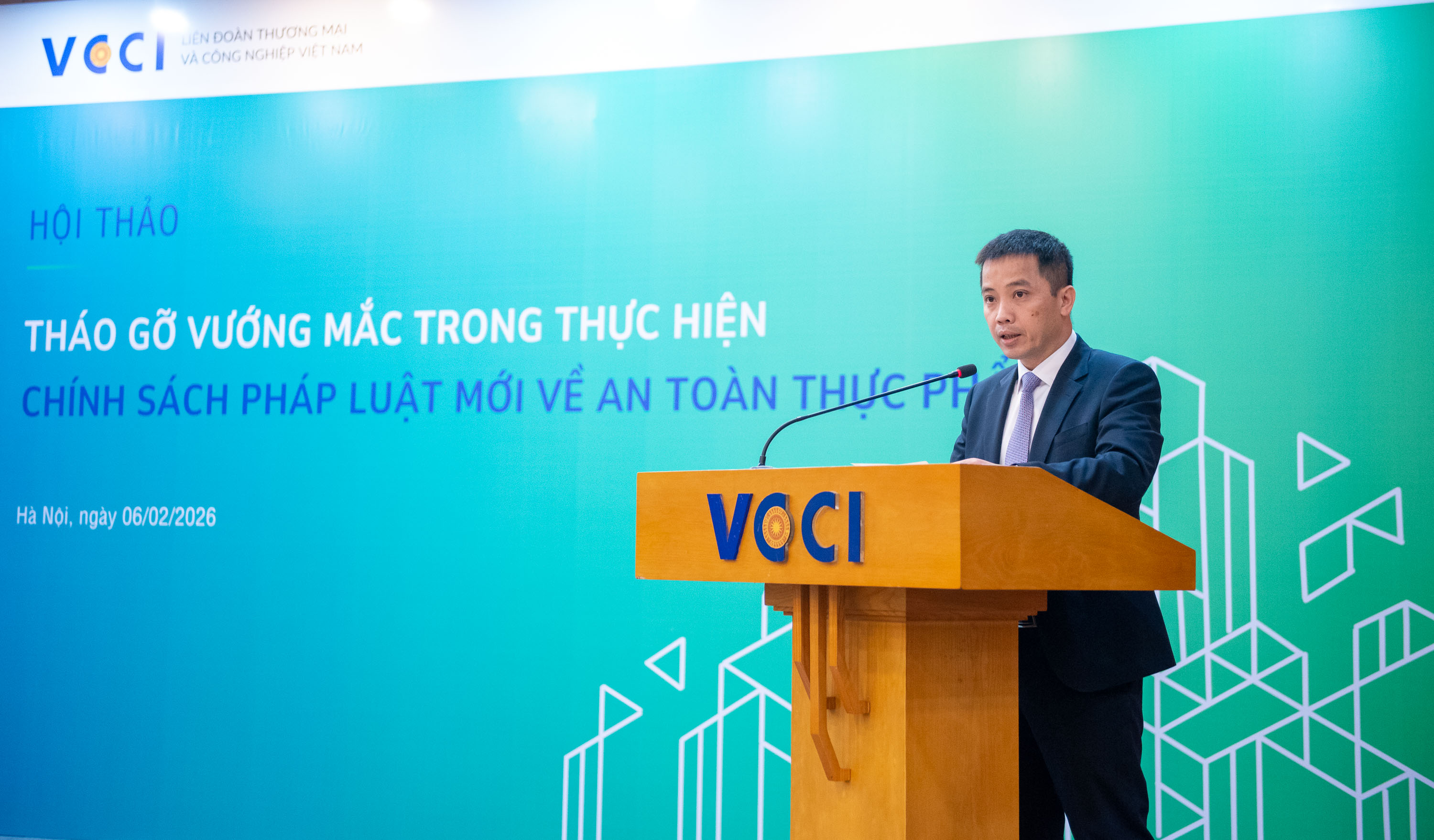 Hội thảo tháo gỡ vướng mắc trong thực hiện chính sách pháp luật mới về an toàn thực phẩm 06/2/2026