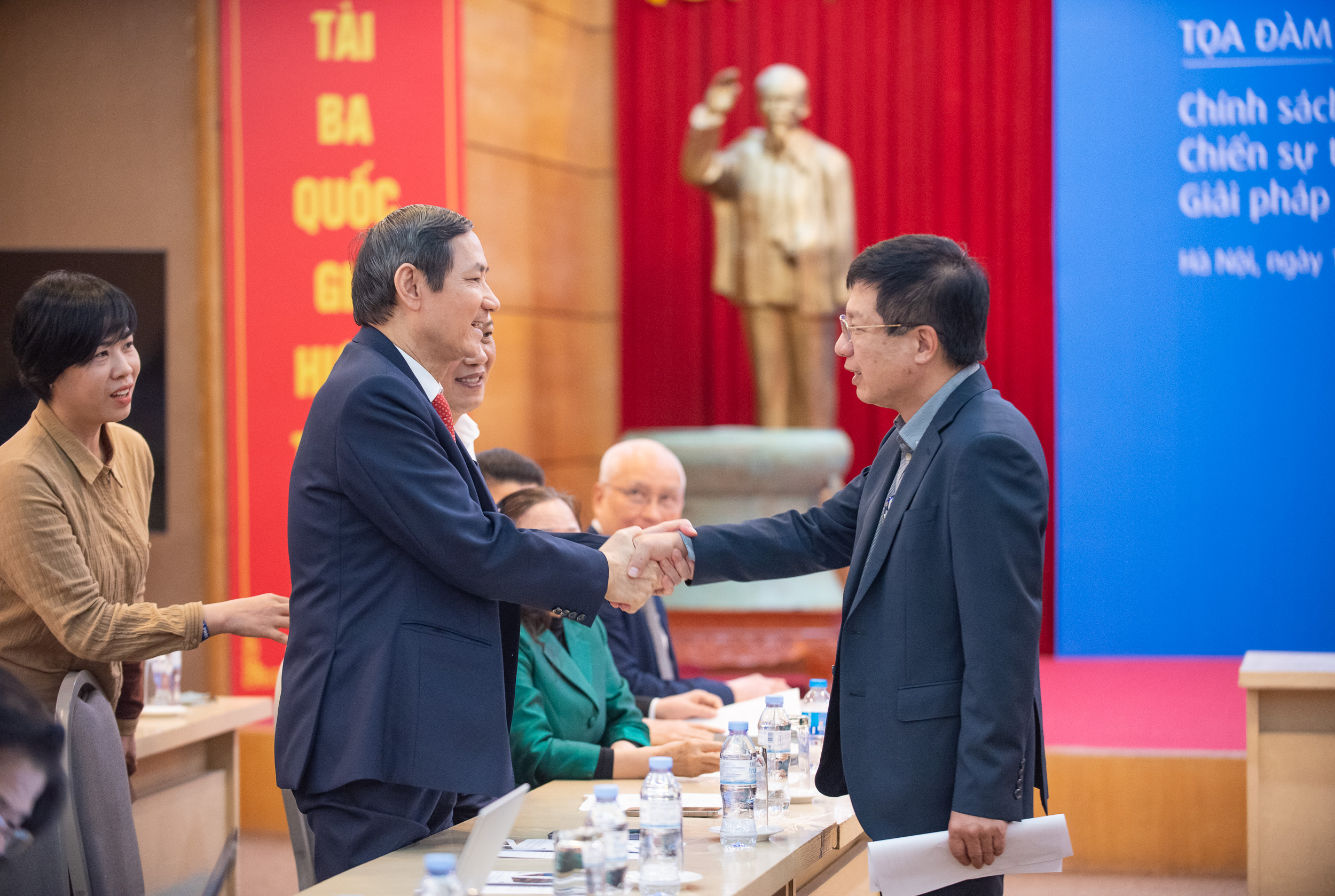 Tọa đàm: Chính sách thuế quan mới của Hoa Kỳ, Chiến sự ở Trung Đông và Giải pháp cho Doanh nghiệp Việt Nam 16/3/2026