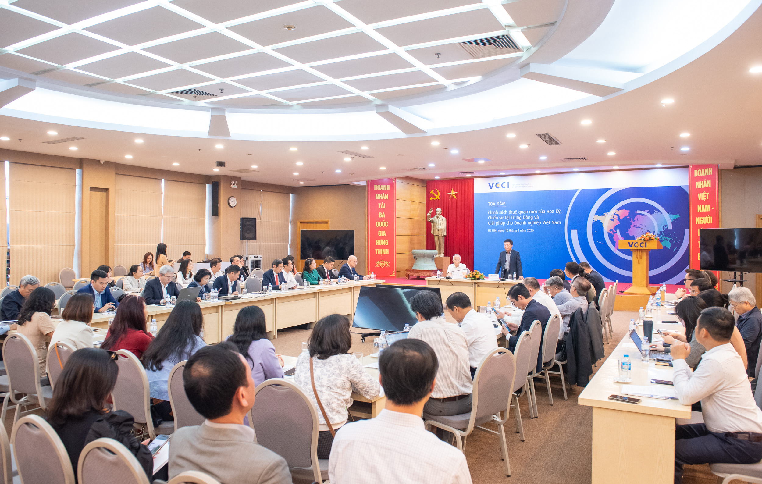 Tọa đàm: Chính sách thuế quan mới của Hoa Kỳ, Chiến sự ở Trung Đông và Giải pháp cho Doanh nghiệp Việt Nam 16/3/2026
