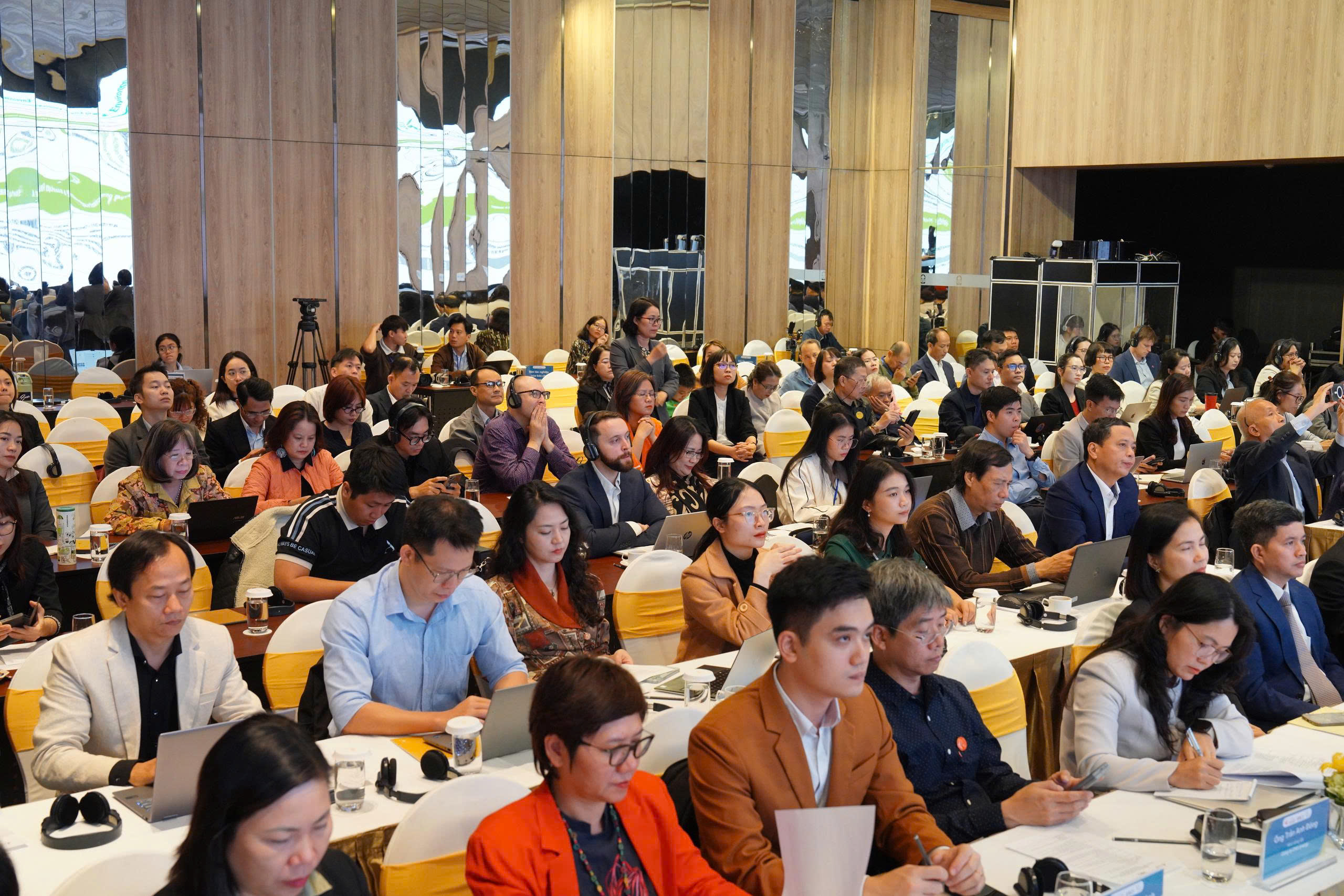 Diễn đàn Đầu tư tác động Việt Nam 2025