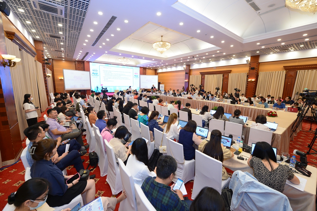 Diễn đàn Doanh nghiệp 2024: Khơi thông động lực tăng trưởng mới 12/4/2024