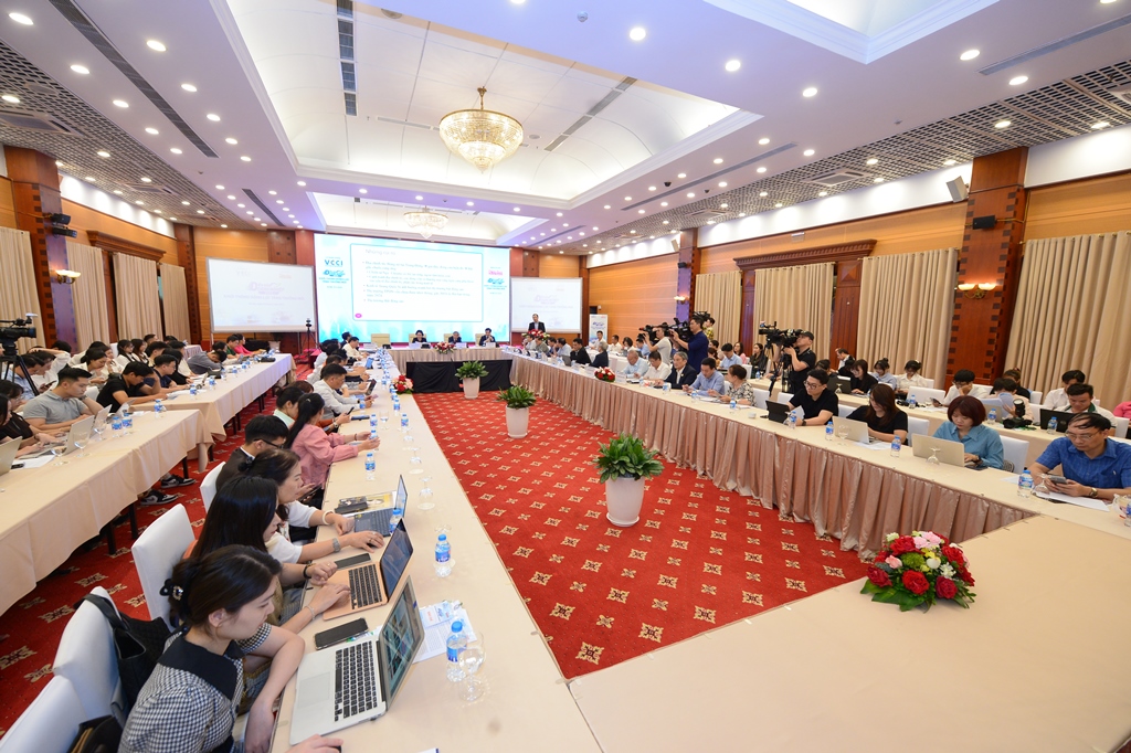 Diễn đàn Doanh nghiệp 2024: Khơi thông động lực tăng trưởng mới 12/4/2024