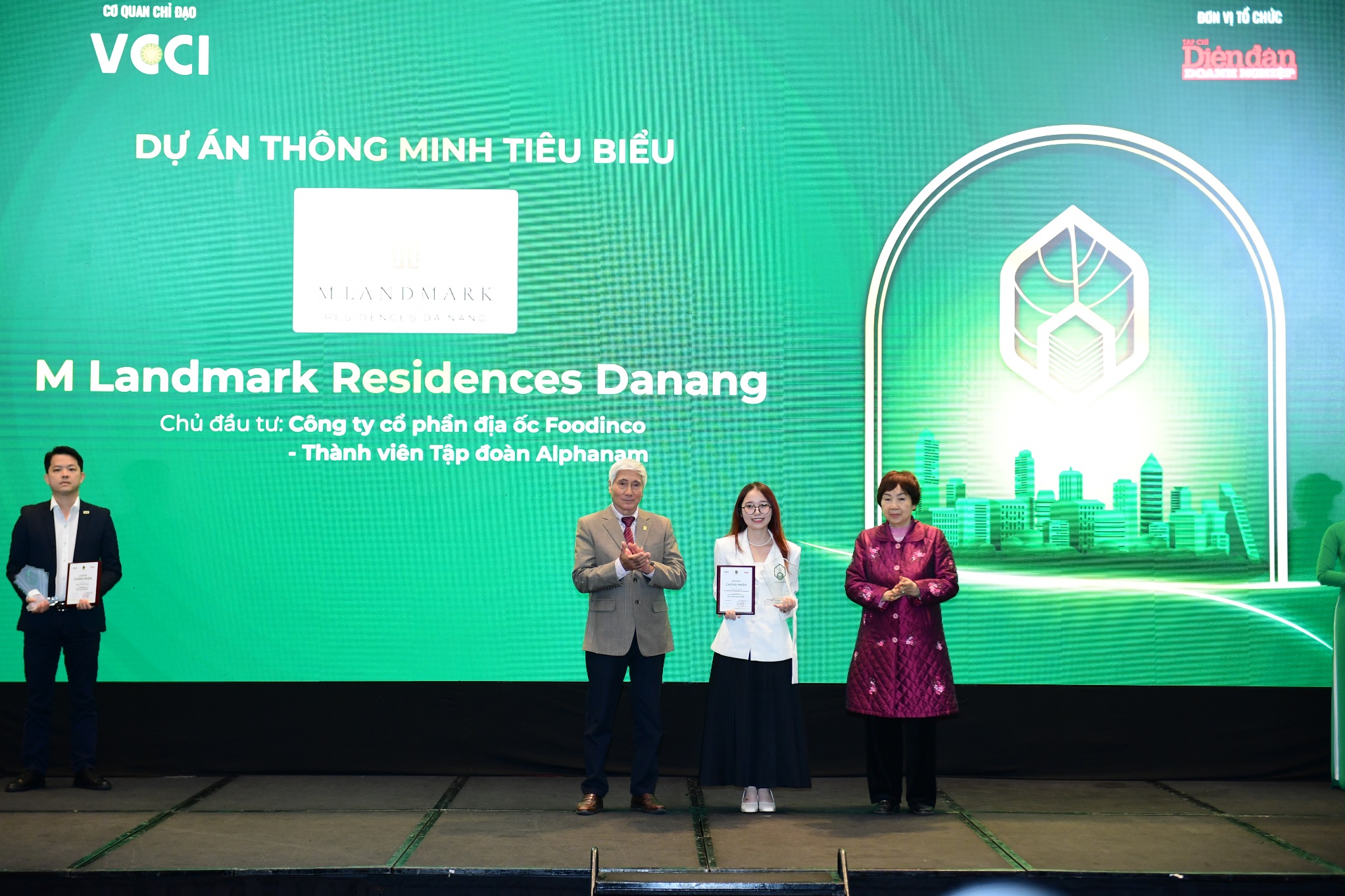 Diễn đàn Thị trường bất động sản giai đoạn mới 25/12/2025