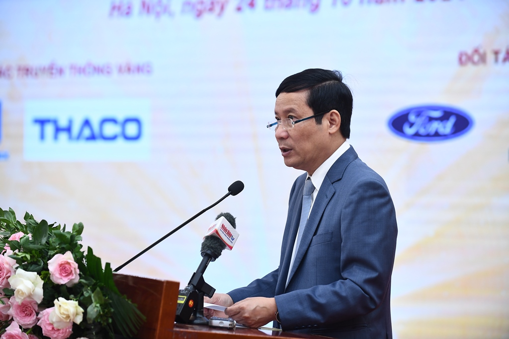 Diễn đàn Báo chí và Doanh nghiệp đồng hành vì Việt Nam phồn vinh, hạnh phúc năm 2024