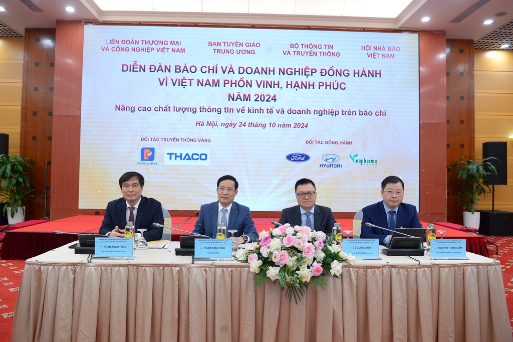 Diễn đàn Báo chí và Doanh nghiệp đồng hành vì Việt Nam phồn vinh, hạnh phúc năm 2024