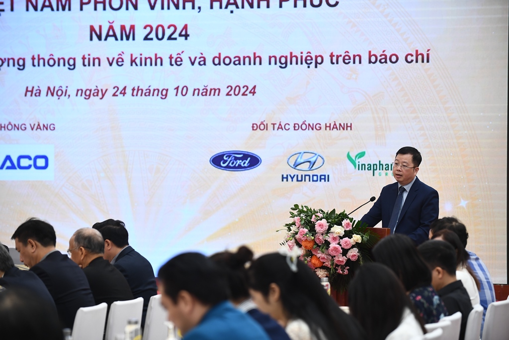 Diễn đàn Báo chí và Doanh nghiệp đồng hành vì Việt Nam phồn vinh, hạnh phúc năm 2024