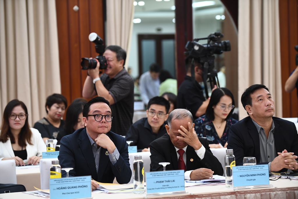 Diễn đàn Báo chí và Doanh nghiệp đồng hành vì Việt Nam phồn vinh, hạnh phúc năm 2024