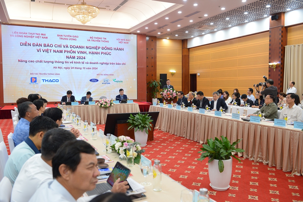 Diễn đàn Báo chí và Doanh nghiệp đồng hành vì Việt Nam phồn vinh, hạnh phúc năm 2024