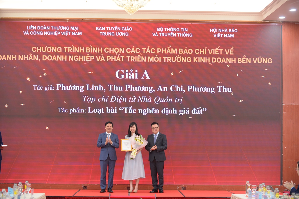 Diễn đàn Báo chí và Doanh nghiệp đồng hành vì Việt Nam phồn vinh, hạnh phúc năm 2024