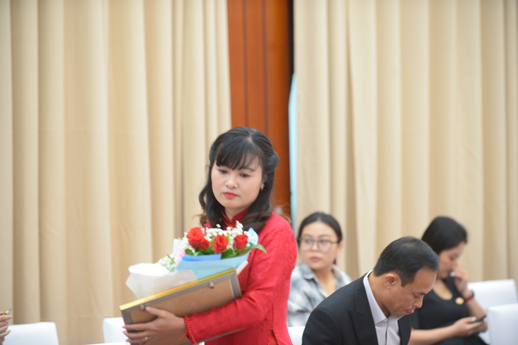 Diễn đàn Báo chí và Doanh nghiệp đồng hành vì Việt Nam phồn vinh, hạnh phúc năm 2024