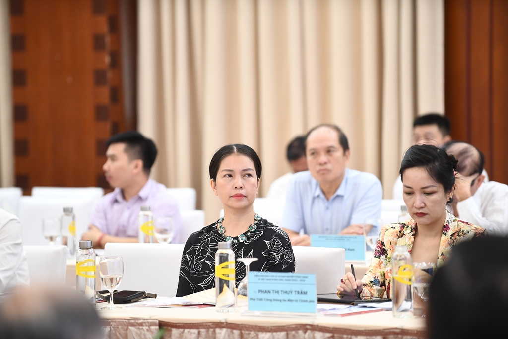 Diễn đàn Báo chí và Doanh nghiệp đồng hành vì Việt Nam phồn vinh, hạnh phúc năm 2024