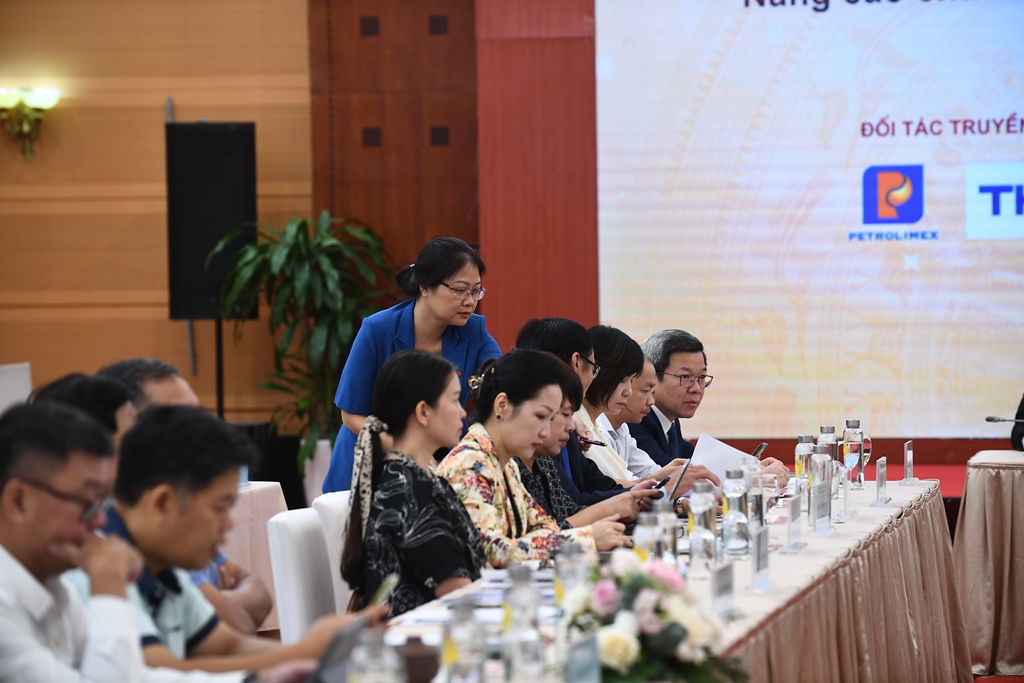 Diễn đàn Báo chí và Doanh nghiệp đồng hành vì Việt Nam phồn vinh, hạnh phúc năm 2024