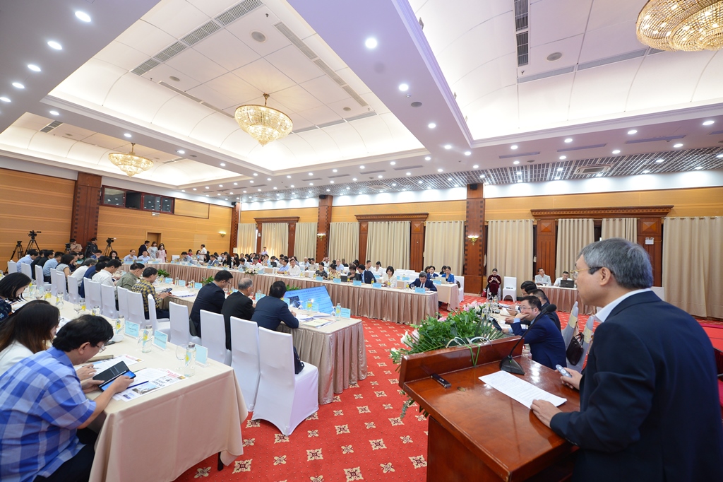 Diễn đàn Báo chí và Doanh nghiệp đồng hành vì Việt Nam phồn vinh, hạnh phúc năm 2024