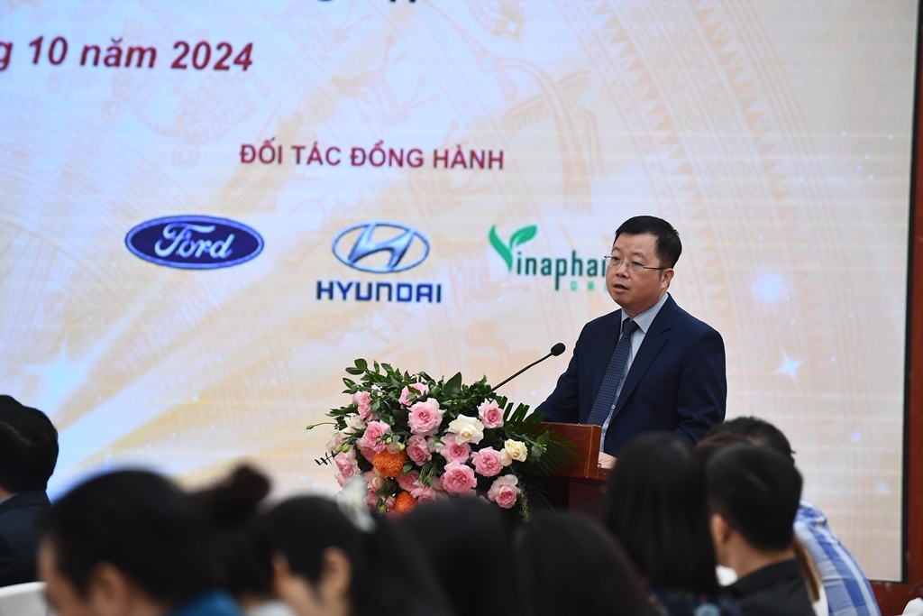 Diễn đàn Báo chí và Doanh nghiệp đồng hành vì Việt Nam phồn vinh, hạnh phúc năm 2024