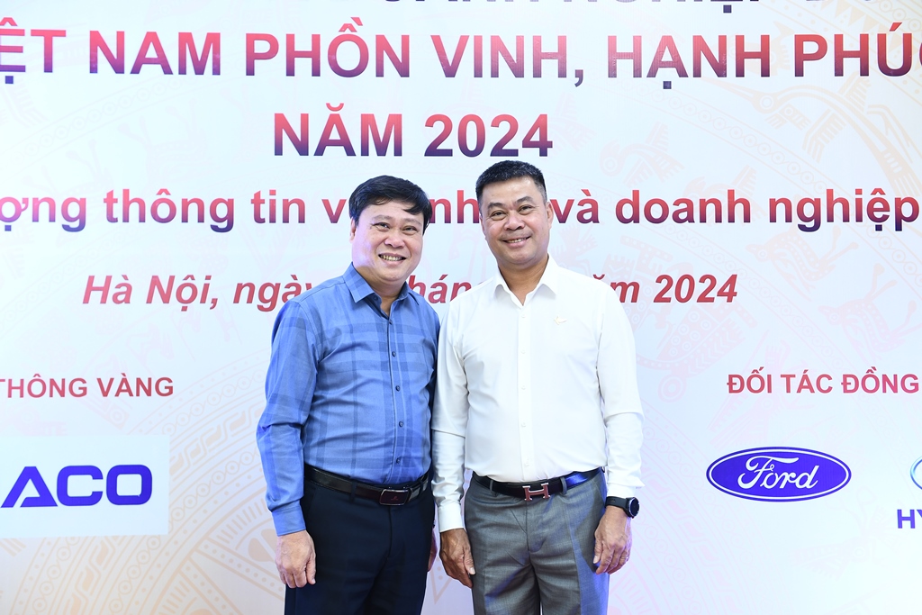 Diễn đàn Báo chí và Doanh nghiệp đồng hành vì Việt Nam phồn vinh, hạnh phúc năm 2024