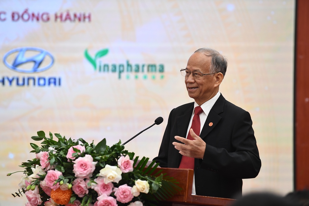 Diễn đàn Báo chí và Doanh nghiệp đồng hành vì Việt Nam phồn vinh, hạnh phúc năm 2024