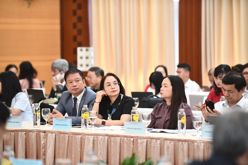Diễn đàn Báo chí và Doanh nghiệp đồng hành vì Việt Nam phồn vinh, hạnh phúc năm 2024