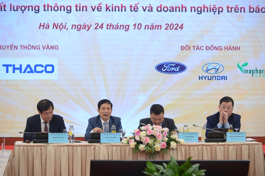 Diễn đàn Báo chí và Doanh nghiệp đồng hành vì Việt Nam phồn vinh, hạnh phúc năm 2024