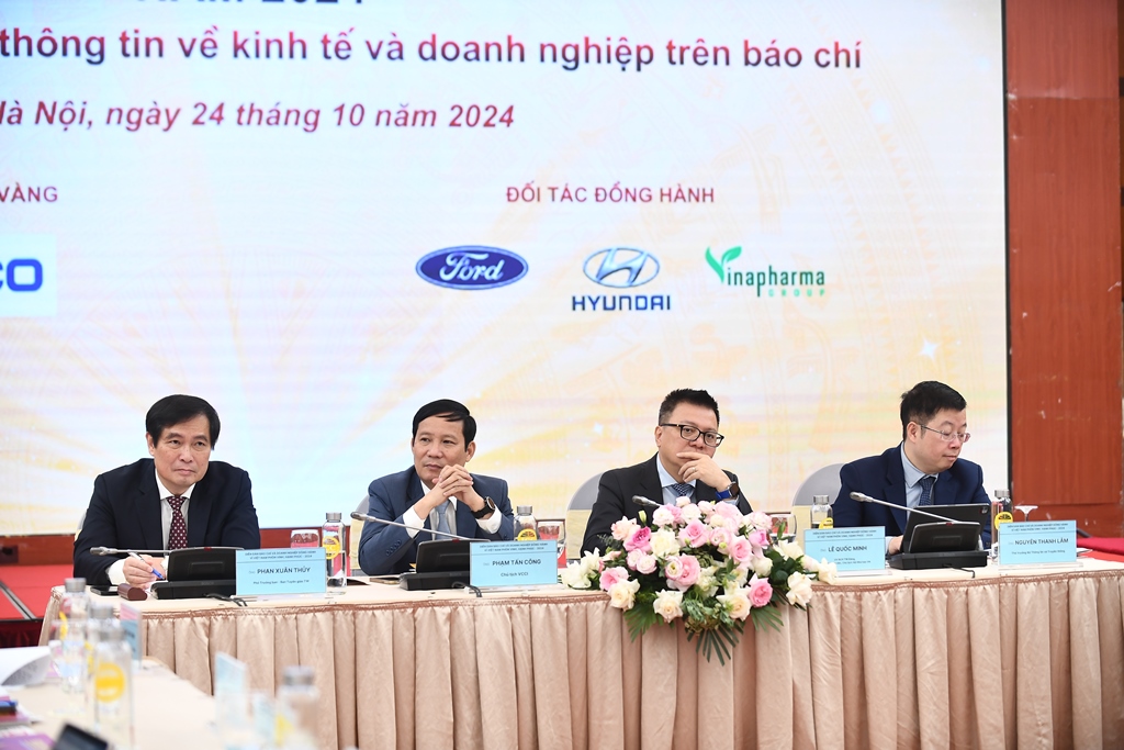 Diễn đàn Báo chí và Doanh nghiệp đồng hành vì Việt Nam phồn vinh, hạnh phúc năm 2024
