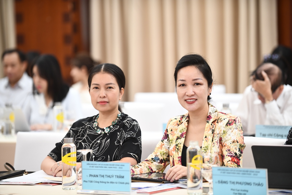 Diễn đàn Báo chí và Doanh nghiệp đồng hành vì Việt Nam phồn vinh, hạnh phúc năm 2024