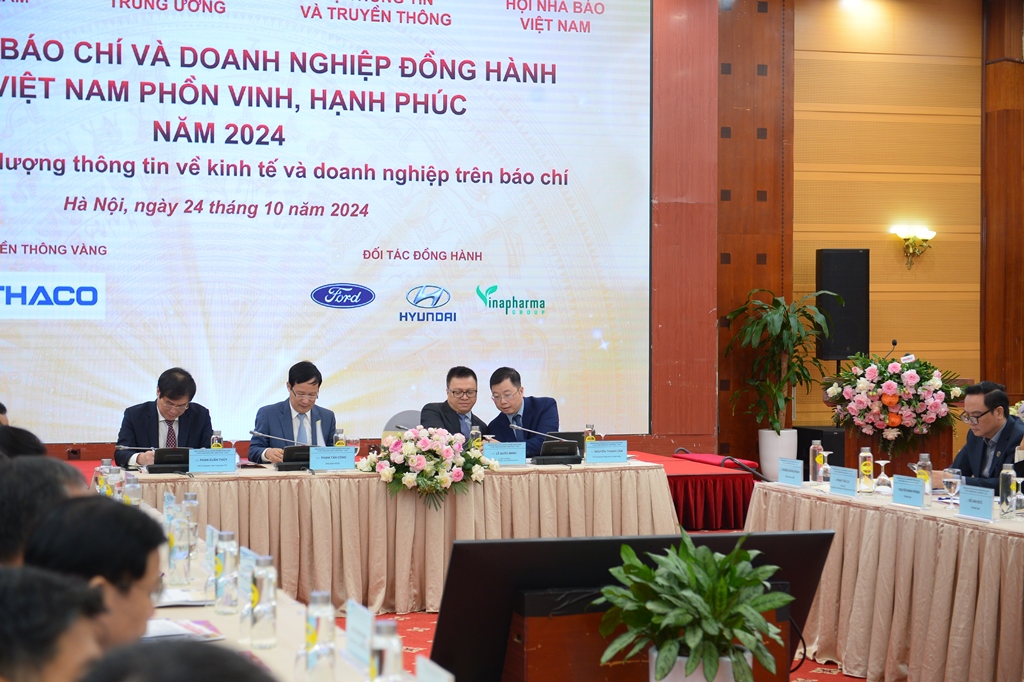 Diễn đàn Báo chí và Doanh nghiệp đồng hành vì Việt Nam phồn vinh, hạnh phúc năm 2024