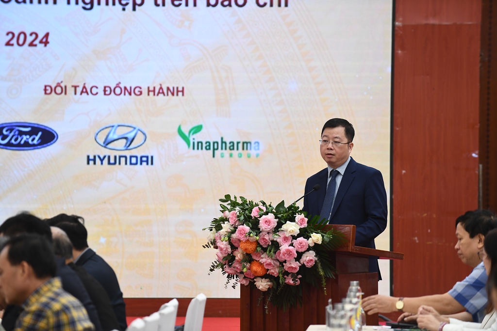 Diễn đàn Báo chí và Doanh nghiệp đồng hành vì Việt Nam phồn vinh, hạnh phúc năm 2024