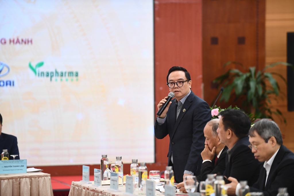 Diễn đàn Báo chí và Doanh nghiệp đồng hành vì Việt Nam phồn vinh, hạnh phúc năm 2024
