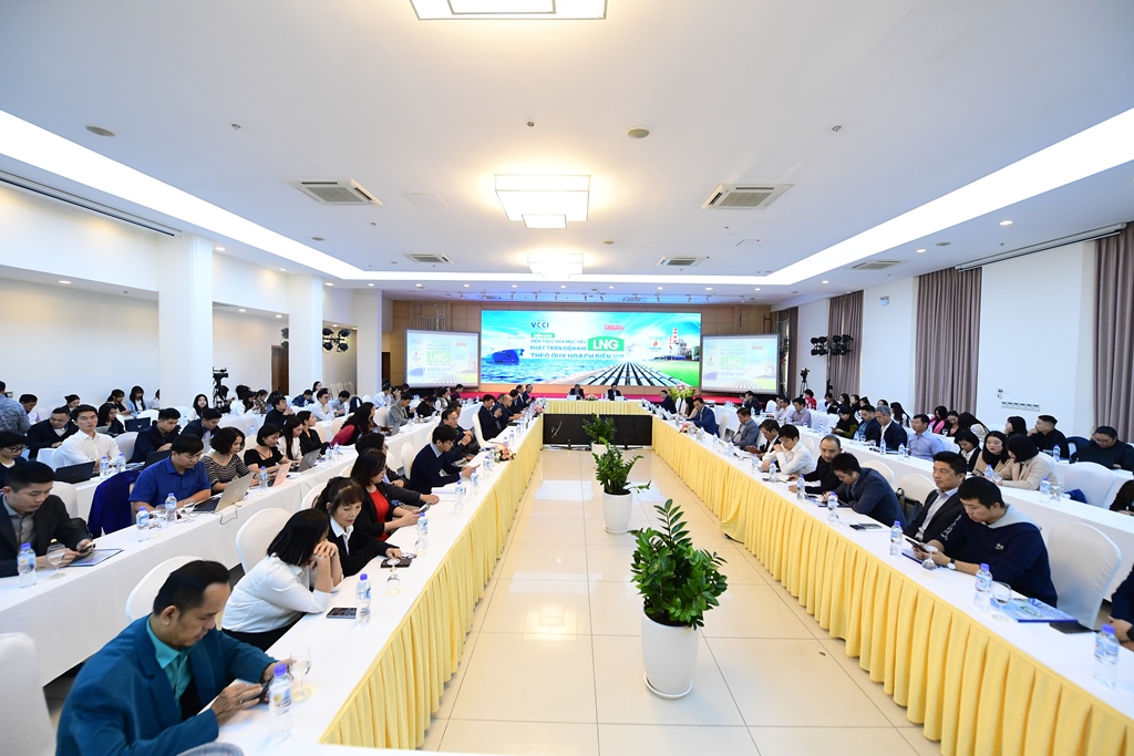 Diễn đàn Hiện thực hóa mục tiêu phát triển điện khí theo Quy hoạch điện VIII 07/12/2025