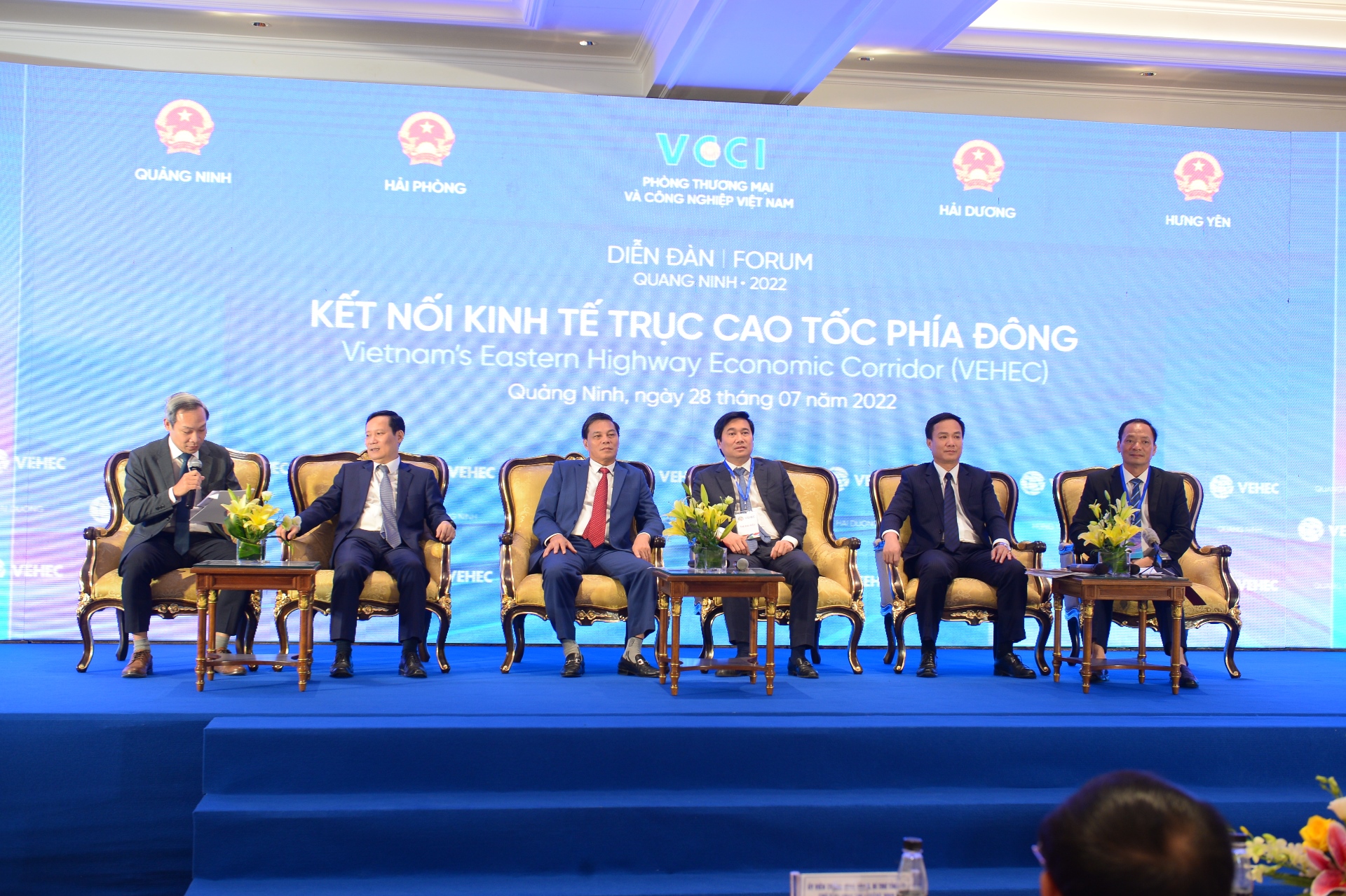 Diễn đàn Kết nối Kinh tế trục cao tốc phía đông (VEHEC) 28/7/2022