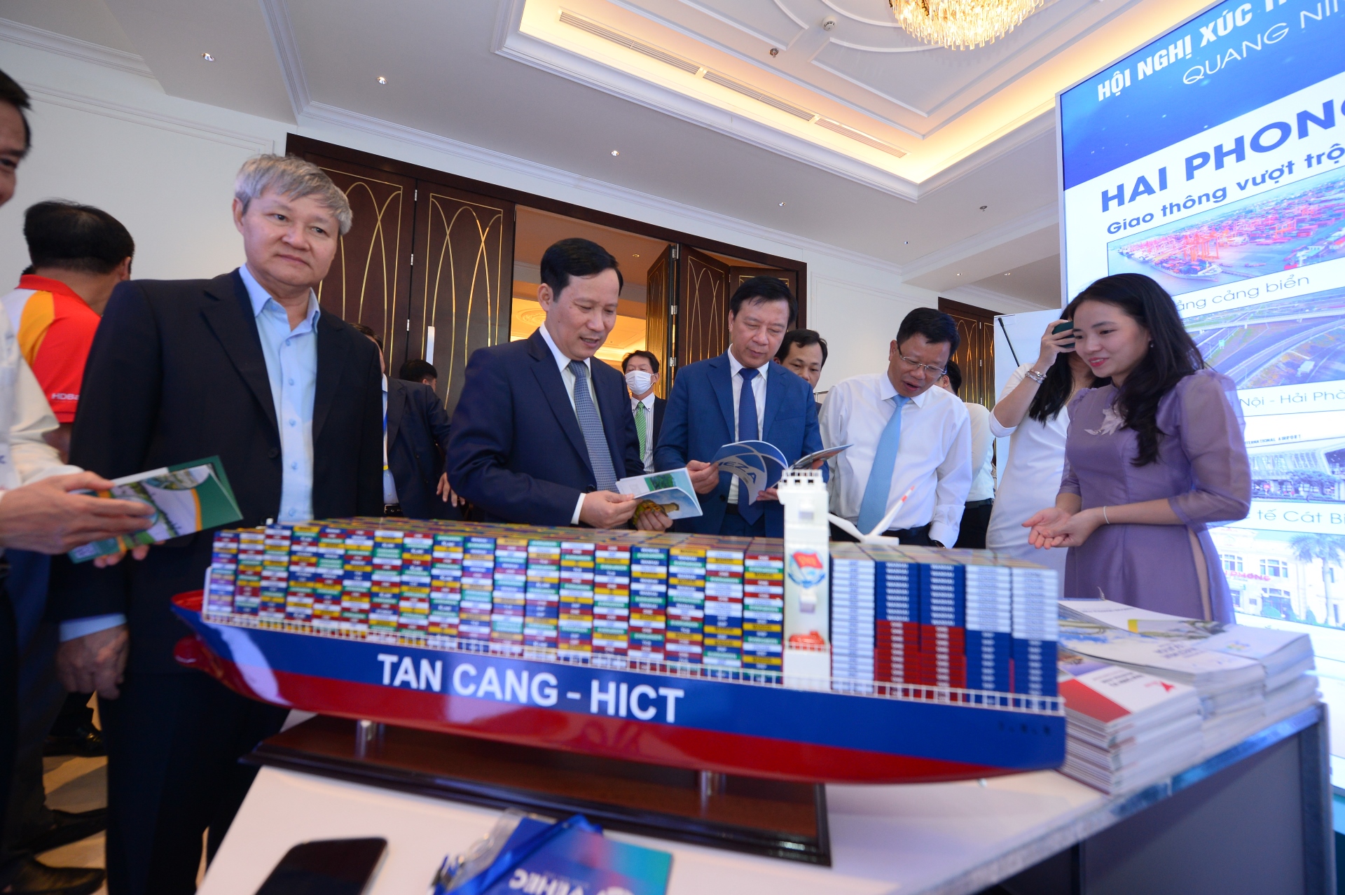 Diễn đàn Kết nối Kinh tế trục cao tốc phía đông (VEHEC) 28/7/2022