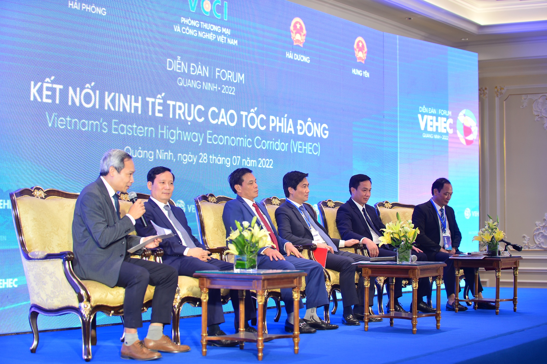 Diễn đàn Kết nối Kinh tế trục cao tốc phía đông (VEHEC) 28/7/2022