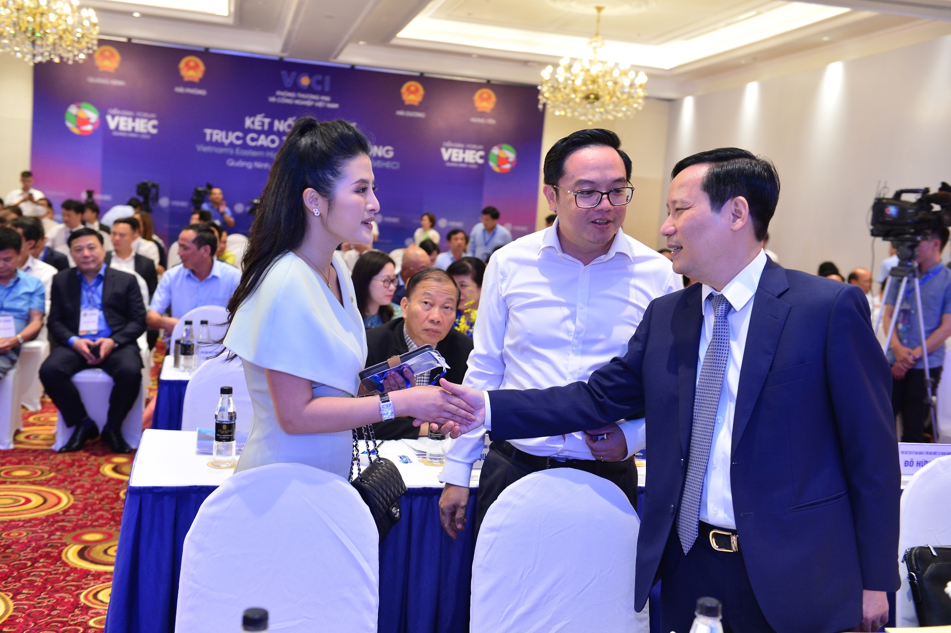 Diễn đàn Kết nối Kinh tế trục cao tốc phía đông (VEHEC) 28/7/2022