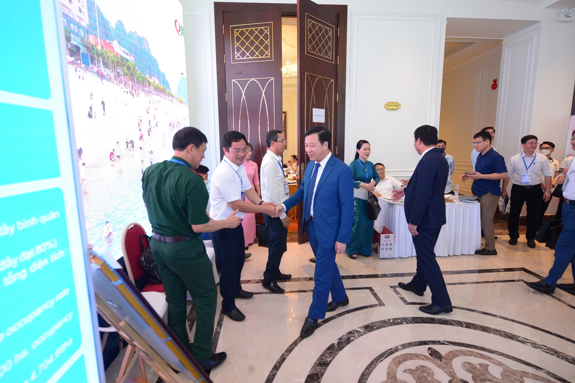 Diễn đàn Kết nối Kinh tế trục cao tốc phía đông (VEHEC) 28/7/2022