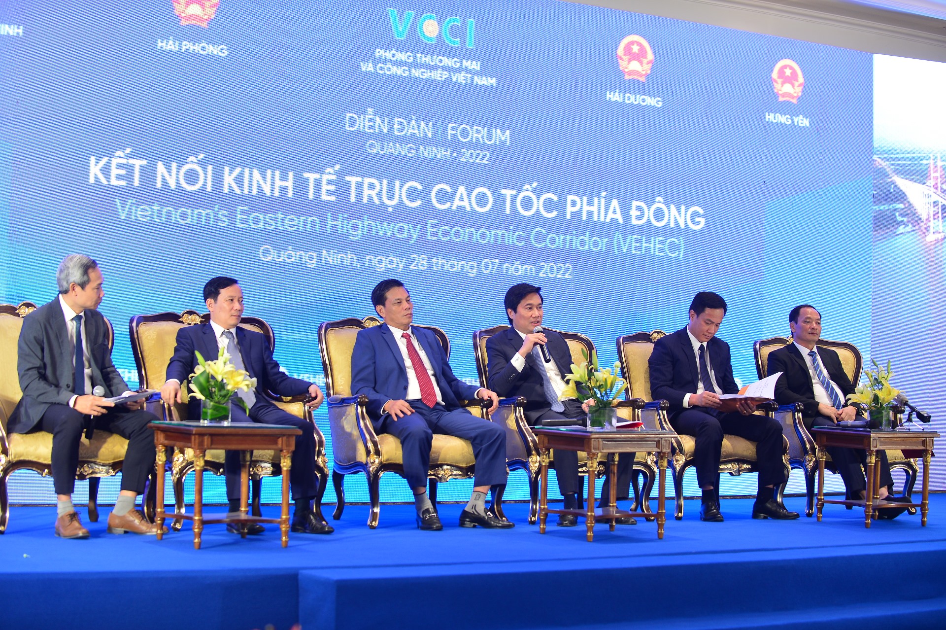 Diễn đàn Kết nối Kinh tế trục cao tốc phía đông (VEHEC) 28/7/2022