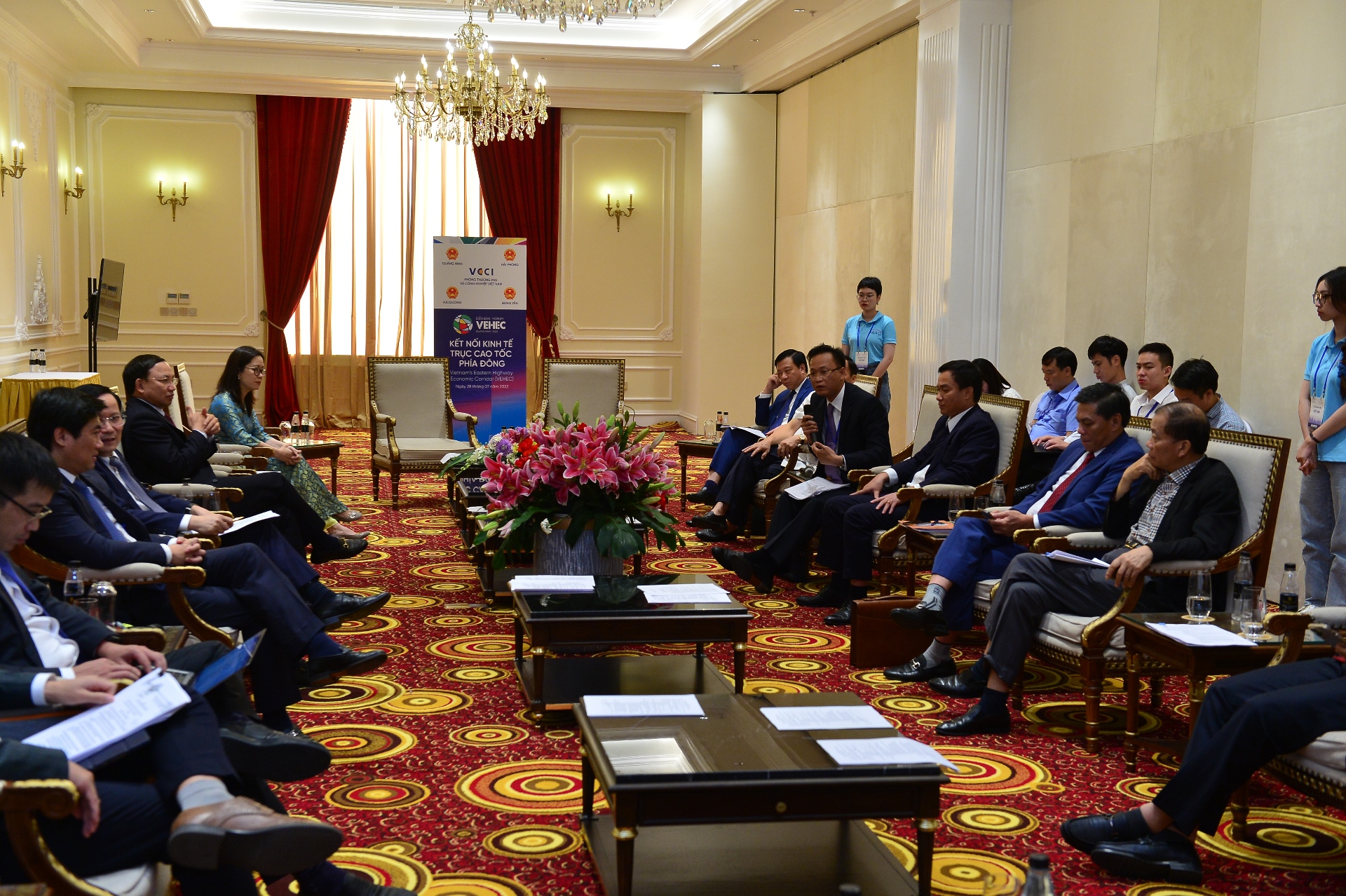 Diễn đàn Kết nối Kinh tế trục cao tốc phía đông (VEHEC) 28/7/2022