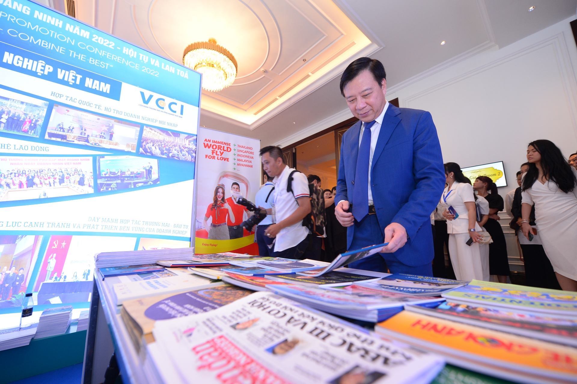 Diễn đàn Kết nối Kinh tế trục cao tốc phía đông (VEHEC) 28/7/2022