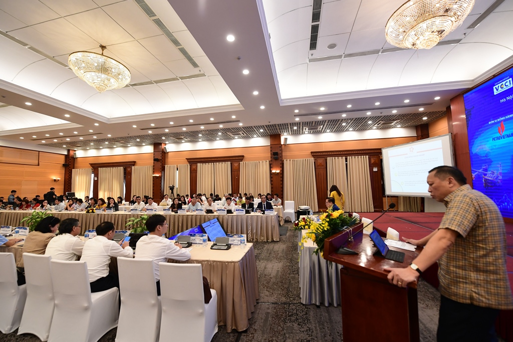 Diễn đàn Nâng cao Năng lực cạnh tranh cho doanh nghiệp trong nền kinh tế số 25/10/2023
