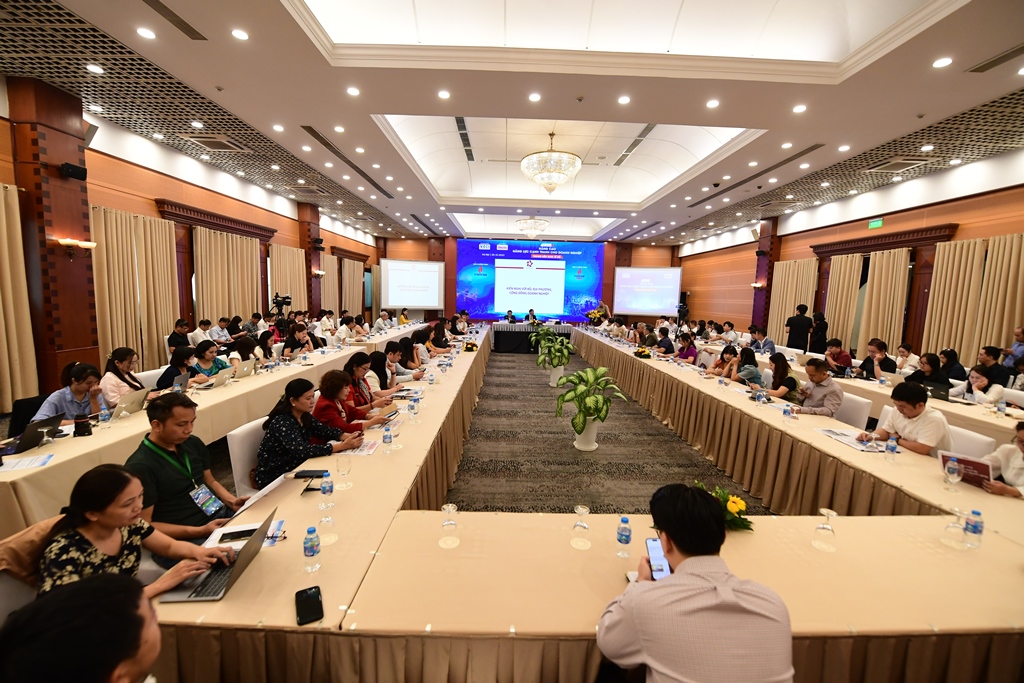 Diễn đàn Nâng cao Năng lực cạnh tranh cho doanh nghiệp trong nền kinh tế số 25/10/2023