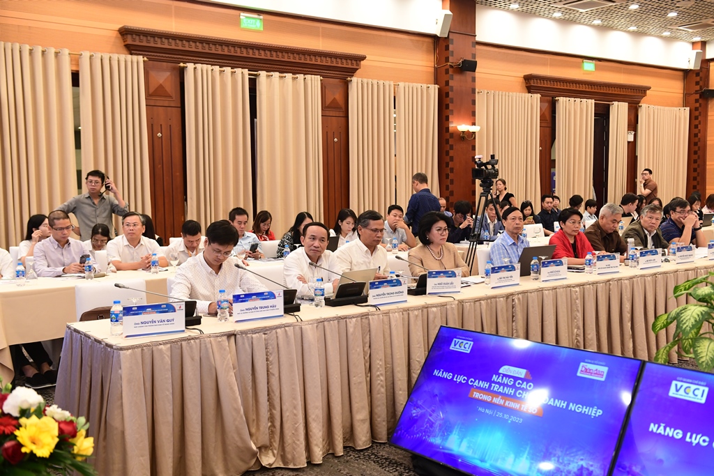 Diễn đàn Nâng cao Năng lực cạnh tranh cho doanh nghiệp trong nền kinh tế số 25/10/2023